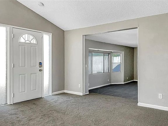 4th image of 17278 Orange Way
