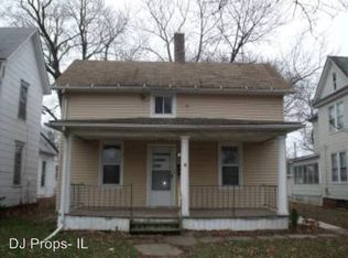 1436 13th St, Moline, IL 61265