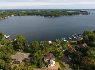 20 Bay St, Tonka Bay, MN 55331