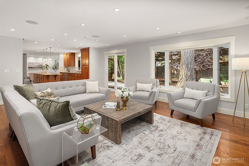 5th image of 8534 SE 79th Place