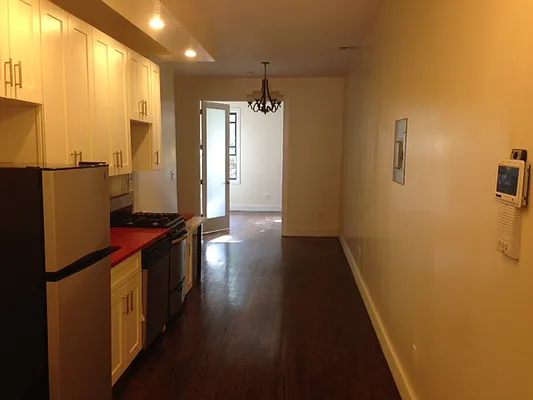 Rented by Premier Metro Realty Corp | media 57