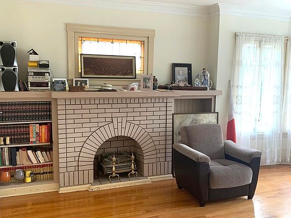 4th image of 5505 W Hutchinson St