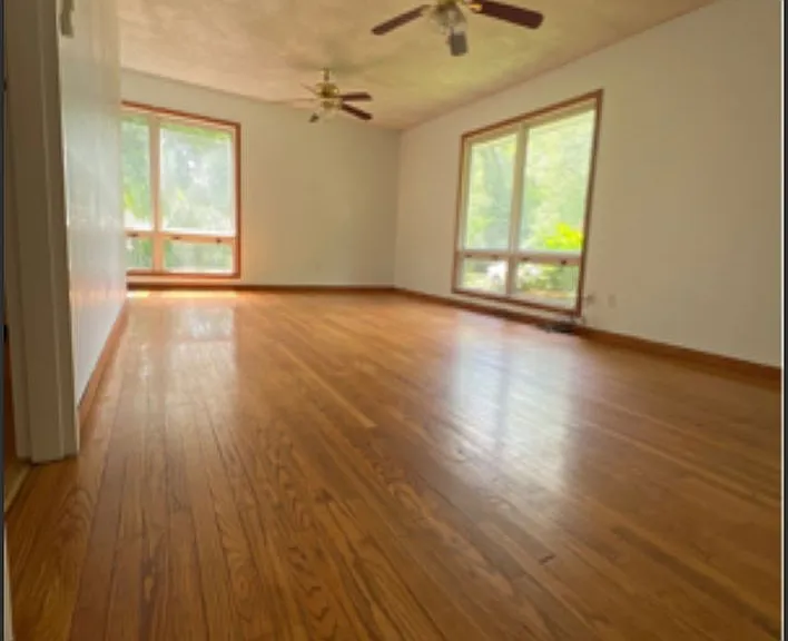 4343 E Deckard Dr — Photo 3
