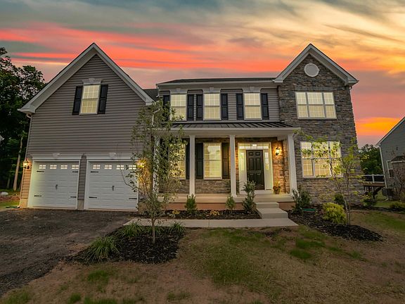 JACKSON - EXTERIOR DUSK