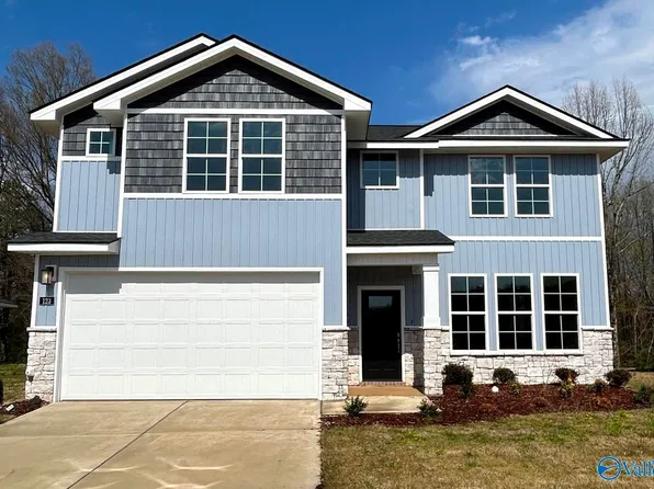 123 Plum Tree Ln, Hazel Green, AL 35750