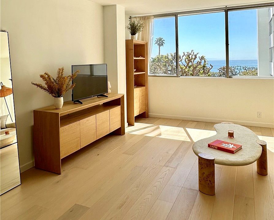 17352 W Sunset Blvd APT 204, Pacific Palisades, CA 90272 MLS 