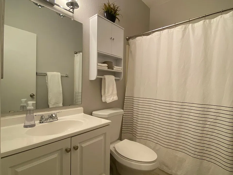 Bathroom #2