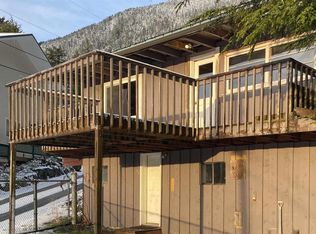 111 Cedar Beach Rd, Sitka, AK 99835