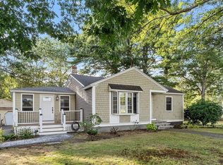 11 Nelson Ave, Tewksbury, MA 01876