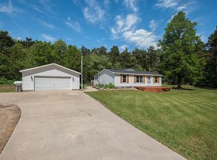 4171 E 124th St, Grant, MI 49327