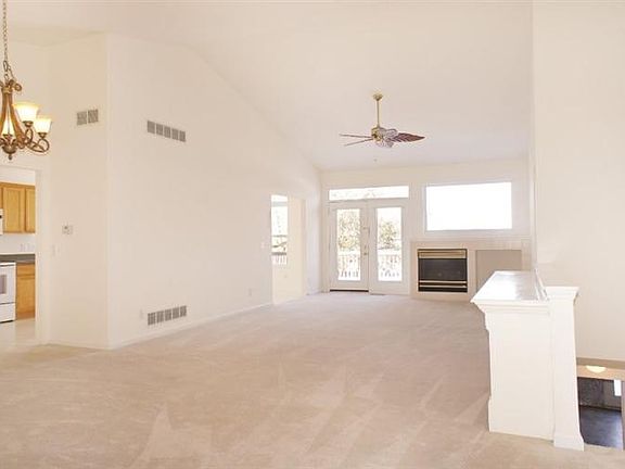 3rd image of 4598 Long Dr