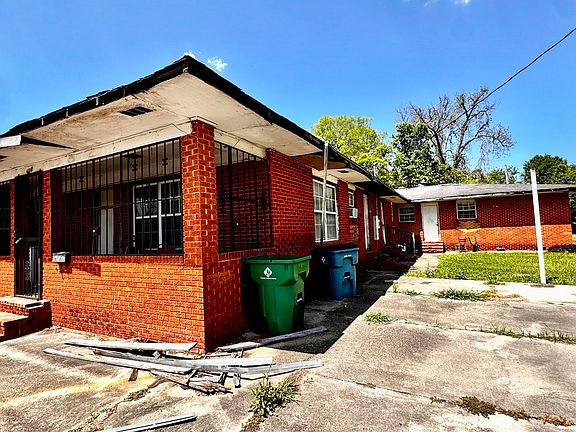 2nd image of 906 W Landry St