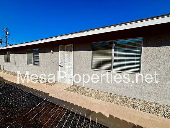 3rd image of 21480 Laguna Rd APT A