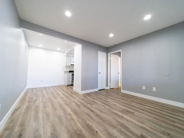 Heritage Park Apartments 55+ Community — Photo 10