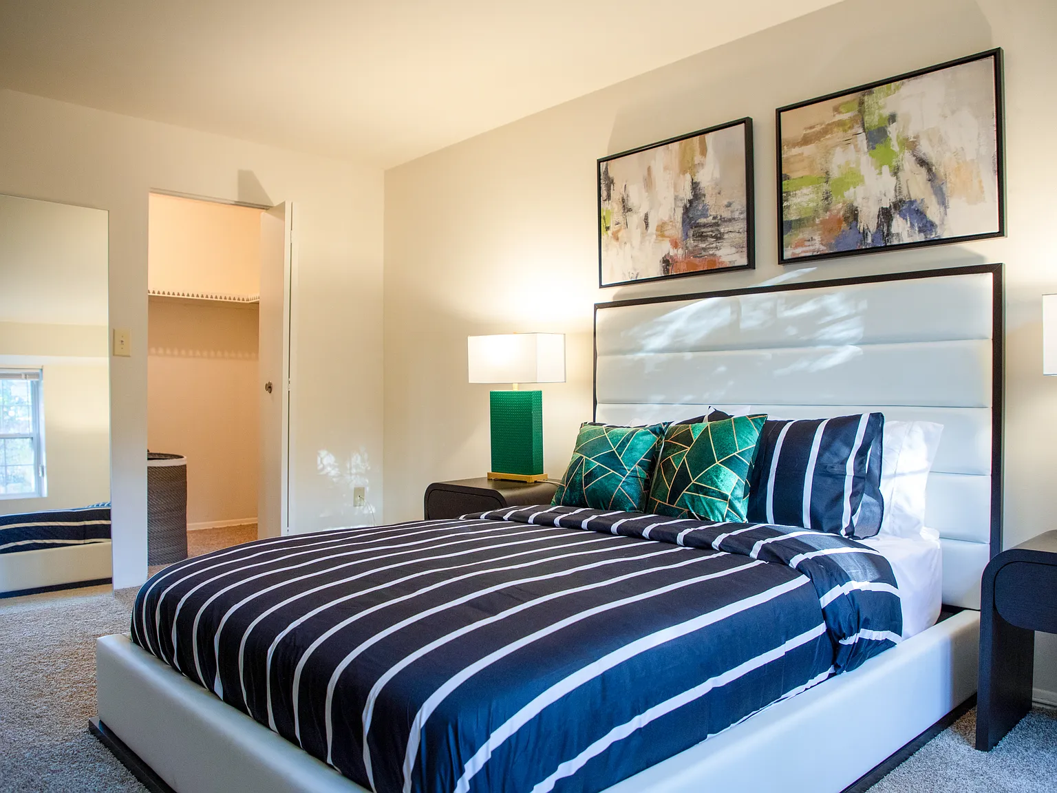 Moravia Park Apartments — Photo 4