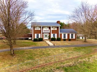 136 Mark Bernard Ln, Russell Springs, KY 42642