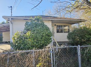 1102 Dewey St, Hattiesburg, MS 39401