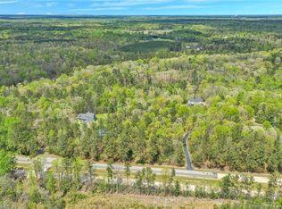 8902 Richmond Rd, Toano, VA 23168