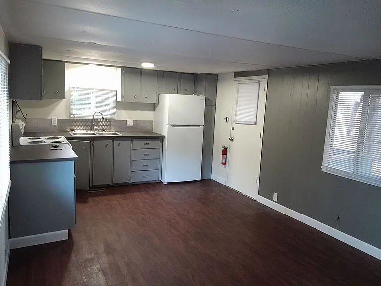 626 Silverbrook Rd #8 — Photo 17