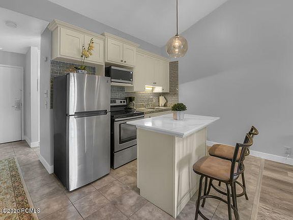 5th image of 2235 Sidewinder Dr #431
