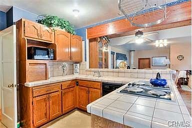 4th image of 1016 N Ogden Dr