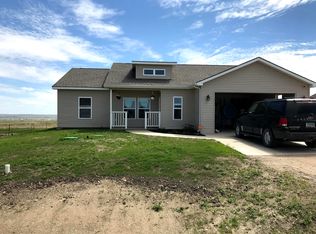 5624 Bailey Ave NW, Williston, ND 58801