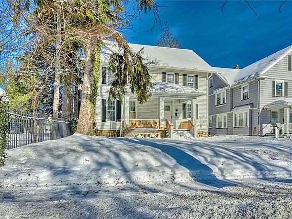 2nd image of 1120 Park Ave