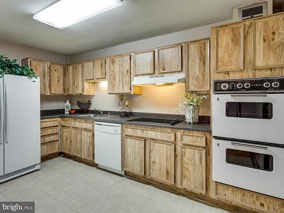 5th image of 8340 Greensboro Dr APT 317
