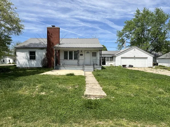 215 Oak Street, Houston, MO 65483