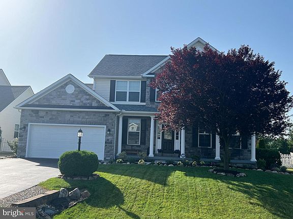 2nd image of 236 Shannon Ct