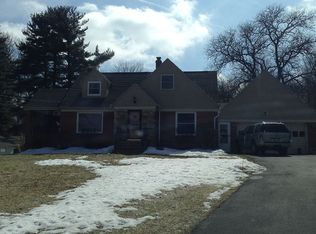 7012 Oakes Rd, Brecksville, OH 44141