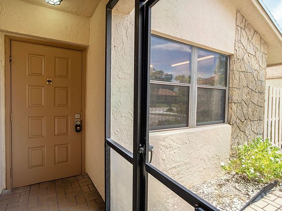 5th image of 3155 NW 9th Street