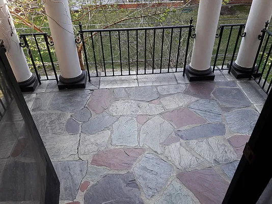 Rented by Chartwell Forest Hills Realty | media 3