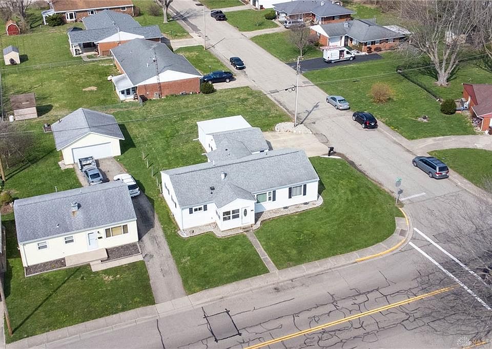 1st image of 1211 Aukerman St
