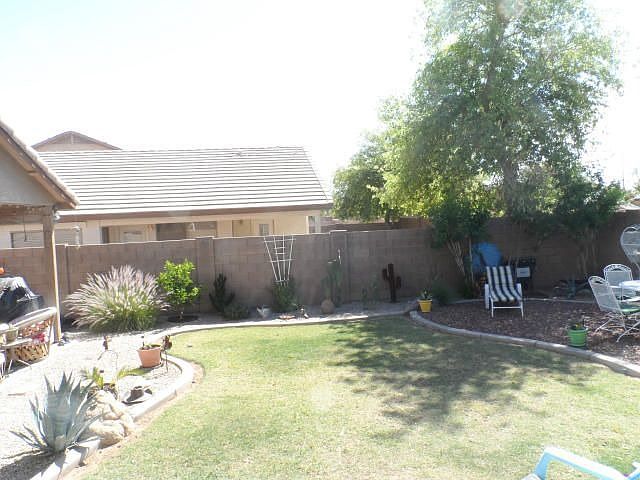 2nd image of 16539 W Rimrock St
