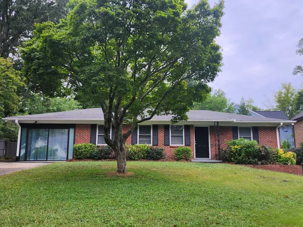 1879 Canmont Dr, Atlanta, GA 30319