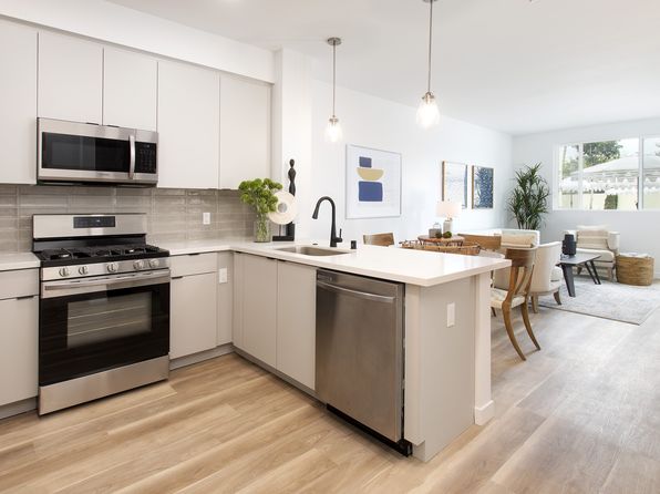 11628 La Mirada Blvd #105