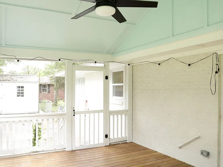 2045 Lake Ave — Photo 16