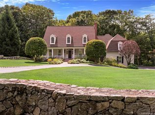 28 Whipstick Rd, Ridgefield, CT 06877