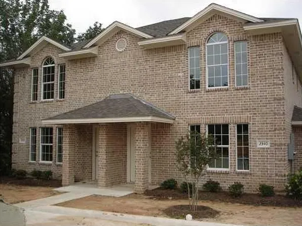 2327 Cornell Dr, College Station, TX 77840