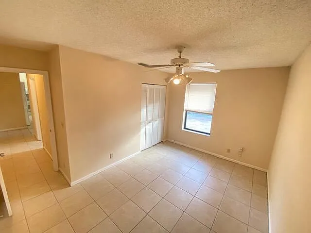 1157 Hyacinth Pl #C1 — Photo 9