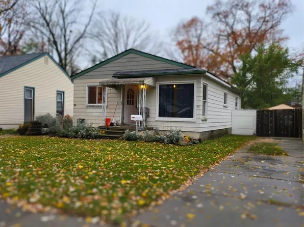 4520 Edmund St, Wayne, MI 48184