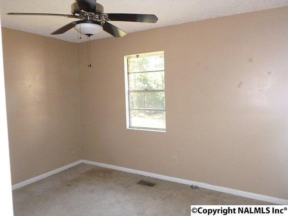 4th image of 188 Parsons Dr SE