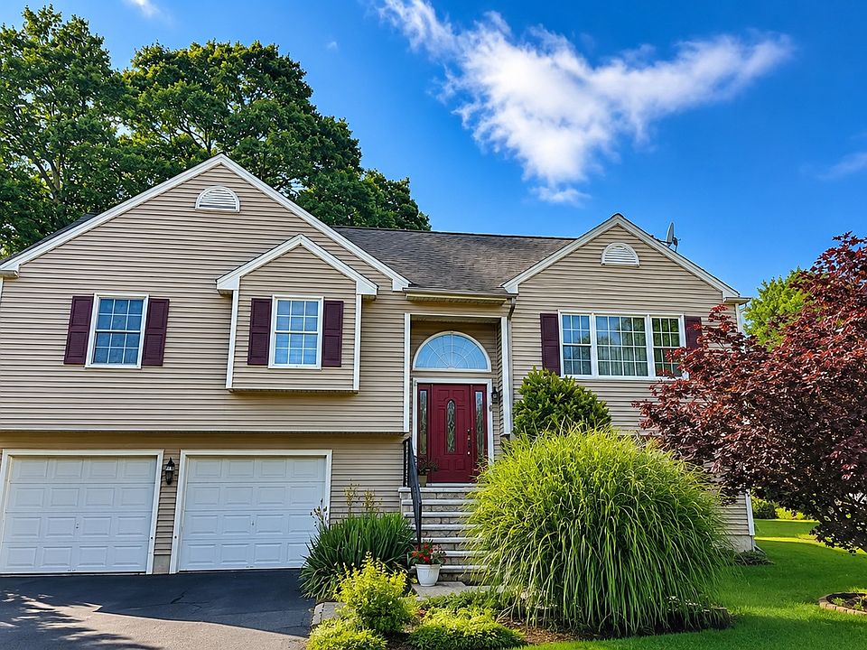 1st image of 8 Hattie Ln