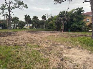 1942 Danford St, Naples, FL 34112