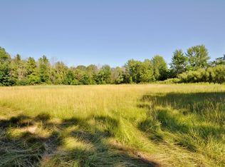 13068 N Fox Hollow Rd, Mequon, WI 53097