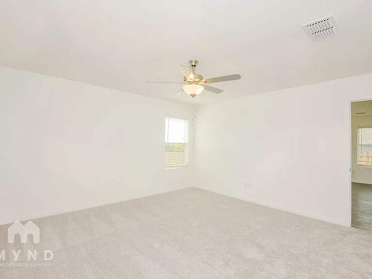 2745 Mistwood Dr — Photo 13