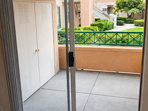 5th image of 11454 Via Rancho San Diego #201-EL