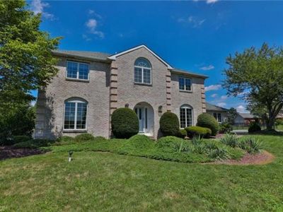 4885 Country Top Ct, Bethlehem, PA, 18020