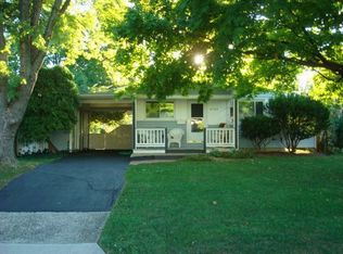 4144 Beechgrove Dr, Grove City, OH 43123